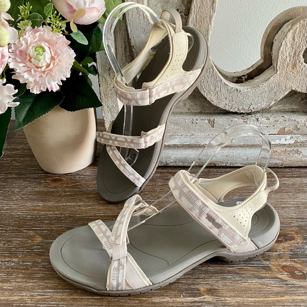 Teva Verra Sandals Archive Criss Cross Birch Womens 8 White Cream Beige